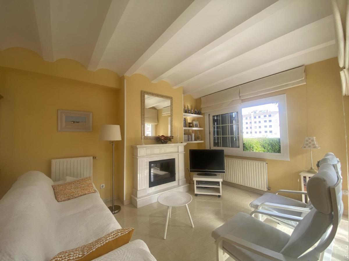 R17 Casa Merce Rodoreda Calafell Eksteriør bilde