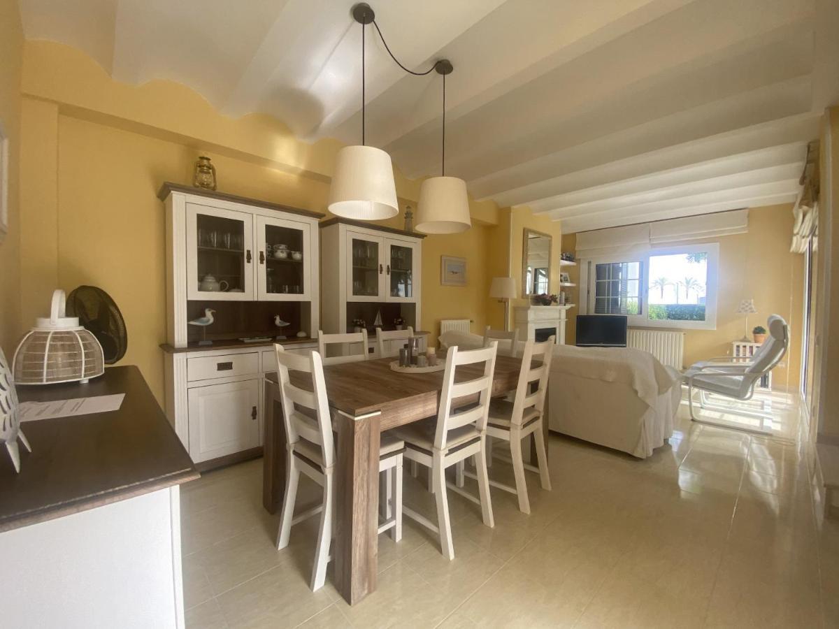R17 Casa Merce Rodoreda Calafell Eksteriør bilde